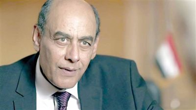 أحمد بدير عن محاربة كورونا : الكنبة هي الحل