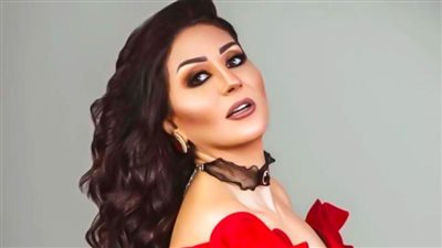 وفاء عامر تصور لمدة 16 ساعة يومياًً للانتهاء من «إلا أنا»