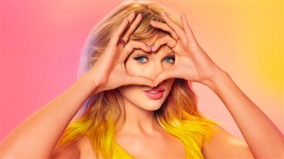 مواقف تايلور سويفت مع جمهورها .. النجم الحنين رزق