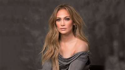 جينيفر لوبيز عن التعليم أون لاين : أصبحت مربية أجيال في يوم وليلة