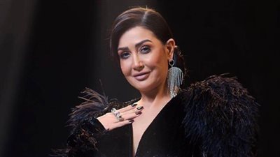 الحظر الجوي يضع «السلطانة» غادة عبدالرازق في أزمة ويتسبب في استبدال أحد الأبطال