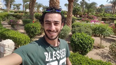 عمرو مصطفى مؤدي صوت بكار يكشف كواليس العمل وتفاصيل لقاء الكينج