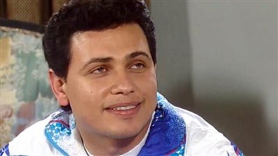 محمد رياض : مشتاق لأجواء «لن أعيش في جلباب أبي» وافتقدنا نور الشريف