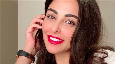 ميس حمدان : بفكر أغني وسعيدة بردود أفعال فيديوهات «قهوة الفيشاوي»