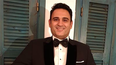 أكرم حسني يغلق ملف «رجالة البيت» ويستعد لـ «العميل صفر»