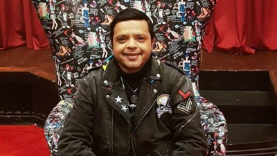 محمد هنيدي يبدأ تصوير أولى مشاهد النمس والإنس بعد 10 أيام