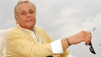 محمد محمود عبدالعزيز في ذكرى ميلاد الساحر : إدعوا لأبويا