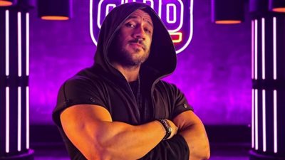 مفاجأة : أحمد مكي يعود للدراما بمسلسل رمضان 2021