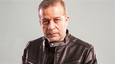 شريف منير : سأقاضي أي شخص تطاول على بناتي