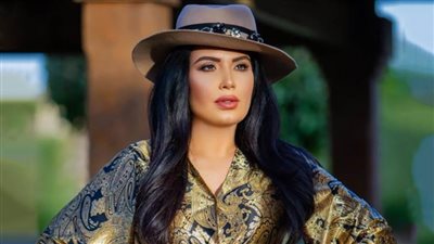 عبير صبري : اللي بيقول إني عاملة عمليات تجميل غيران مني