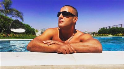 أحمد السقا إجازة في الساحل الشمالي قبل تصوير «نسل الأغراب»