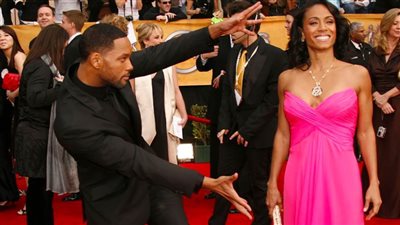 ثمن الخيانة .. ويل سميث يقضي مع زوجته جادا بينكيت رحلة صيفية في جزر الباهاما