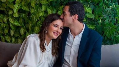 أول صورة : أصالة تحتفل بخطوبة ابنتها شام الذهبي علي دكتور التجميل معتز نصير