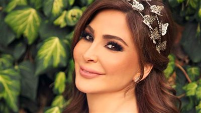 بعد ألبومها الجديد «صاحبة رأي» .. متي كانت إليسا «صاحبة رأي» ؟