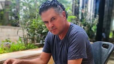 بعد تعرض منزله لتلفيات كثيرة .. راغب علامة ينقل محل إقامته من وسط بيروت للجبل