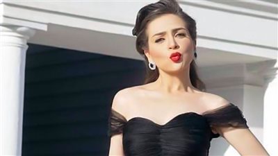 رسمياً .. «خيط حرير» بطولة مي عز الدين لن ينتظر رمضان 2021 والعرض فى أكتوبر المقبل