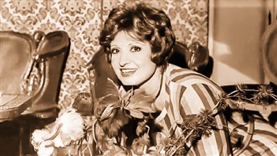 عفاف عبدالرازق .. حضر زفافها العندليب وفريد الأطرش واعتزلت الإعلام بسبب الحجاب