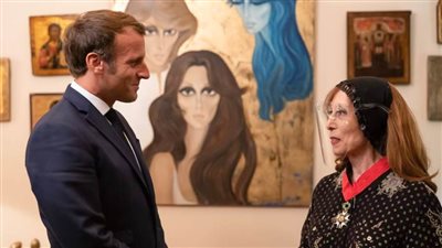 تكريم ولقاء طويل .. سر تعهد ماكرون أمام فيروز