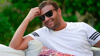 بعد عودته من الساحل الشمالي .. رامي صبري يحضر أغنية جديدة مع مدين