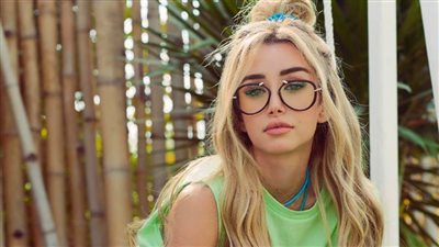 هنا الزاهد تظهر بـ 9 لوكات في مسلسل حلوة الدنيا سكر