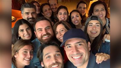 ظافر العابدين ينشر صورة من كواليس الأيام الأخيرة في مسلسل عروس بيروت