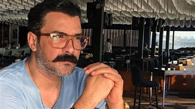 القصة الكاملة لمسلسل ضربة معلم بطولة محمد رجب