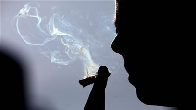 نجوم قضايا المخدرات فى الوسط الفنى .. هل تؤيد تدخل النقابات لشطبهم أم لدعمهم؟