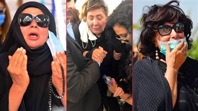 دموع وأحزان ودعاء بالرحمة .. المشاهد الأخيرة من جنازة الفنان محمود ياسين