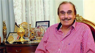 عزت العلايلي : أول قصة حب في حياتي كانت خدعة