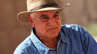  زاهي حواس يخرج من عالم الآثار ويتحدث عن أول قصة حب في حياته