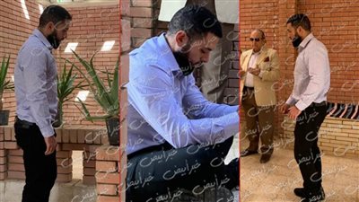 صور .. رامي بركات يزور قبر شقيقه هيثم أحمد زكى في الذكرى الأولى لرحيله