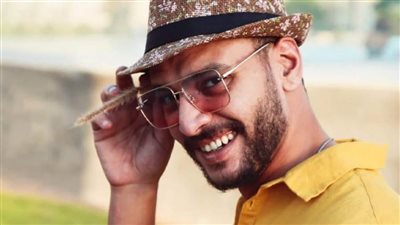 أحمد خالد صالح يستأنف تصوير مسلسل أنصاف مجانين نهاية نوفمبر بعد شهر العسل