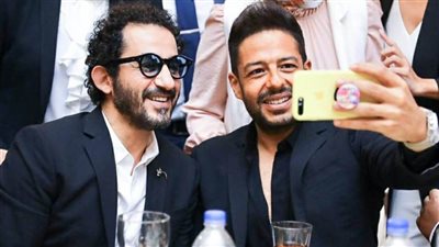 حماقي يهدي حلمي أغنية في عيد ميلاده والأخير يعلق : هبقى أضرب لك شقلباظ