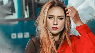 نيللى كريم تبحث عن سيناريو جديد بعد توقف مشروع مسلسل دهب