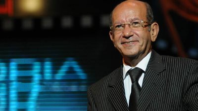 تفاصيل فيلم العابد الذي يعيد لطفي لبيب إلى السينما رغم سوء حالته الصحية