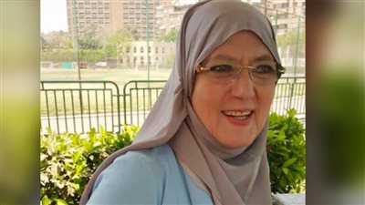 شمس البارودي : زعلانة على نفسي لأنهم استغلوا جمالي وشكلي ولبسوني مايوهات عريانة  