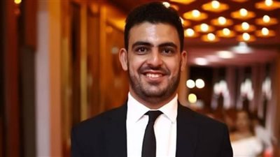 محمد عزمي ينضم لأسرة عمل المسلسل الإذاعي بيني وبينك مع خالد سرحان