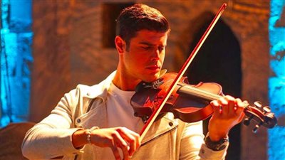 علاء عرفة يعيد توزيع أغنية طير بينا يا قلبي لـ محمد فوزي خلال أحداث مسلسل جمال الحريم