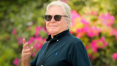 بعد شكوكو .. حسين فهمي يجهز لفيلم جديد بعنوان السرداب