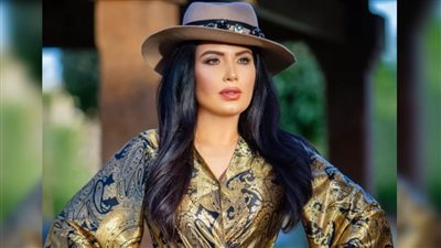 عبير صبري لـ خبر أبيض : أحترم الحجاب والمحجبات وأختي منهن 