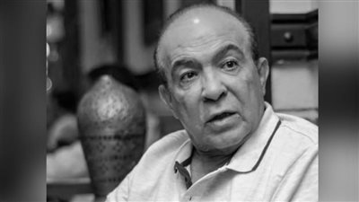 هادي الجيار على أجهزة التنفس الصناعي بسبب معاناته من أعراض كورونا