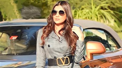 مي عمر بين صراعين : صراع كاميليا في لؤلؤ وصراع نجمة سخرت السوشيال ميديا لمحاربة المسلسل