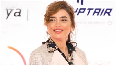 ساندرا نشأت : فيلم الصحبة الحلوة قائم وجاري البحث عن شركة إنتاج