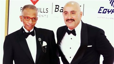 ادعوا له .. تأخر الحالة الصحية لـ محمد الصغير وأحمد السقا يبكي في لوكيشن تصوير نسل الأغراب