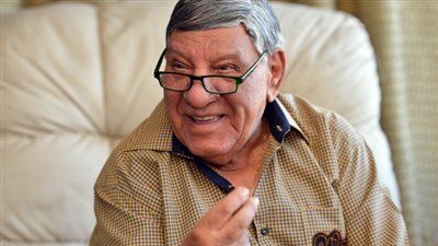 مفيد فوزي : في طريقي للانتصار على كورونا وفضلت تلقي العلاج بالمنزل