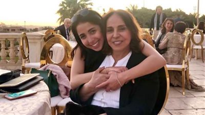 عفاف راضي : سأتبرأ من ابنتي لو غنت مهرجانات حموبيكا وكزبرة وحنجرة