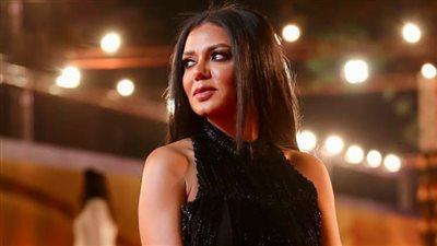 رانيا يوسف تعتذر عن تصريحات الحجاب وتصدر بيان حول تصريحاتها مع المذيع العراقي 