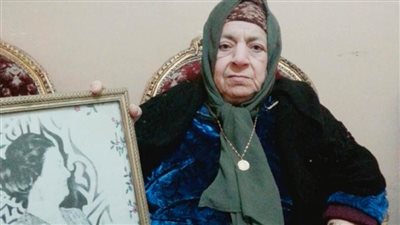 مديرة منزل أم كلثوم : تكفلت بتربيتي أنا وشقيقي بعد وفاة والدي وكانت تعطيني ثيابها