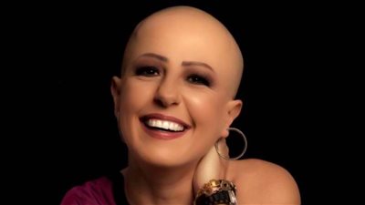 المذيعة لينا شاكر : عشت مع أمي تجربة مرض السرطان وادعوا لي ربنا يخفف عني