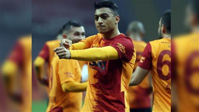 الصحف التركية عن مصطفى محمد : لا يكتفي بإحراز الأهداف بل يحطم مرمى الخصم